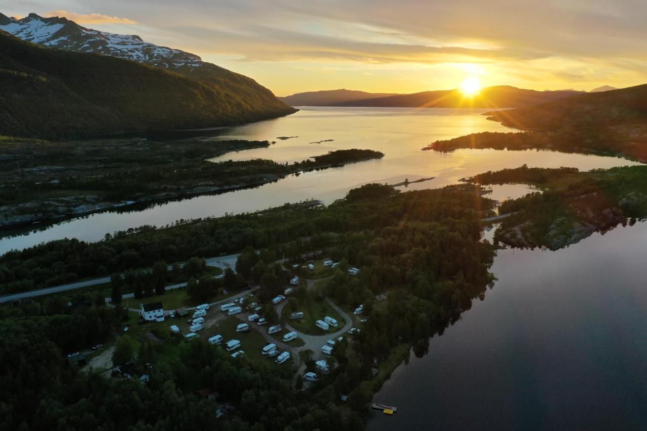 Tommerneset Camping Hotel Innhavet Buitenkant foto